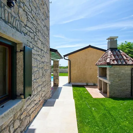 Luca Holiday home